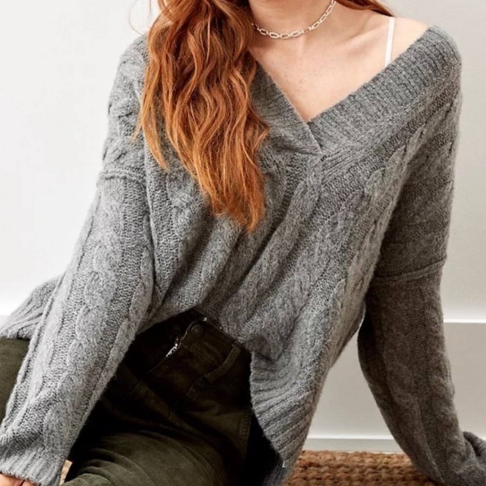 AE Soft & Cozy Gray Relaxed Fit Oversized Cable Knit Hoodie Sweater